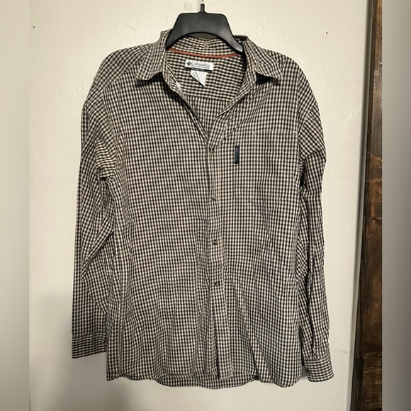 Columbia button up shirt - Picture 1 of 3